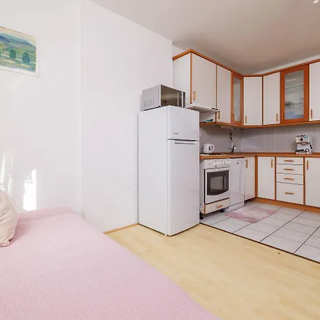 Beschauliches Nur 500 Meter Zum Mit Meerblick Und Waschmaschine Apartamento