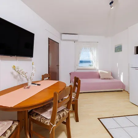 Beschauliches Nur 500 Meter Zum Mit Meerblick Und Waschmaschine